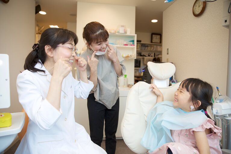 子供の叢生の矯正治療