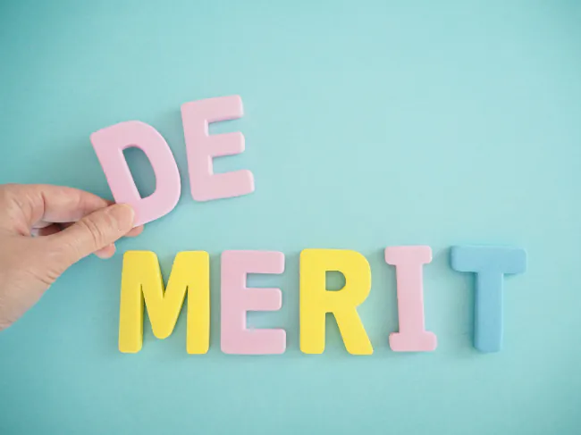 インビザライン・ファーストのデメリットイメージ