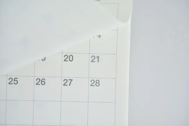 マウスピース矯正の治療期間が過ぎていくイメージ