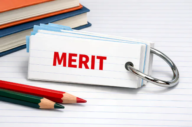 インビザライン・ファーストのメリットを説明するイメージ